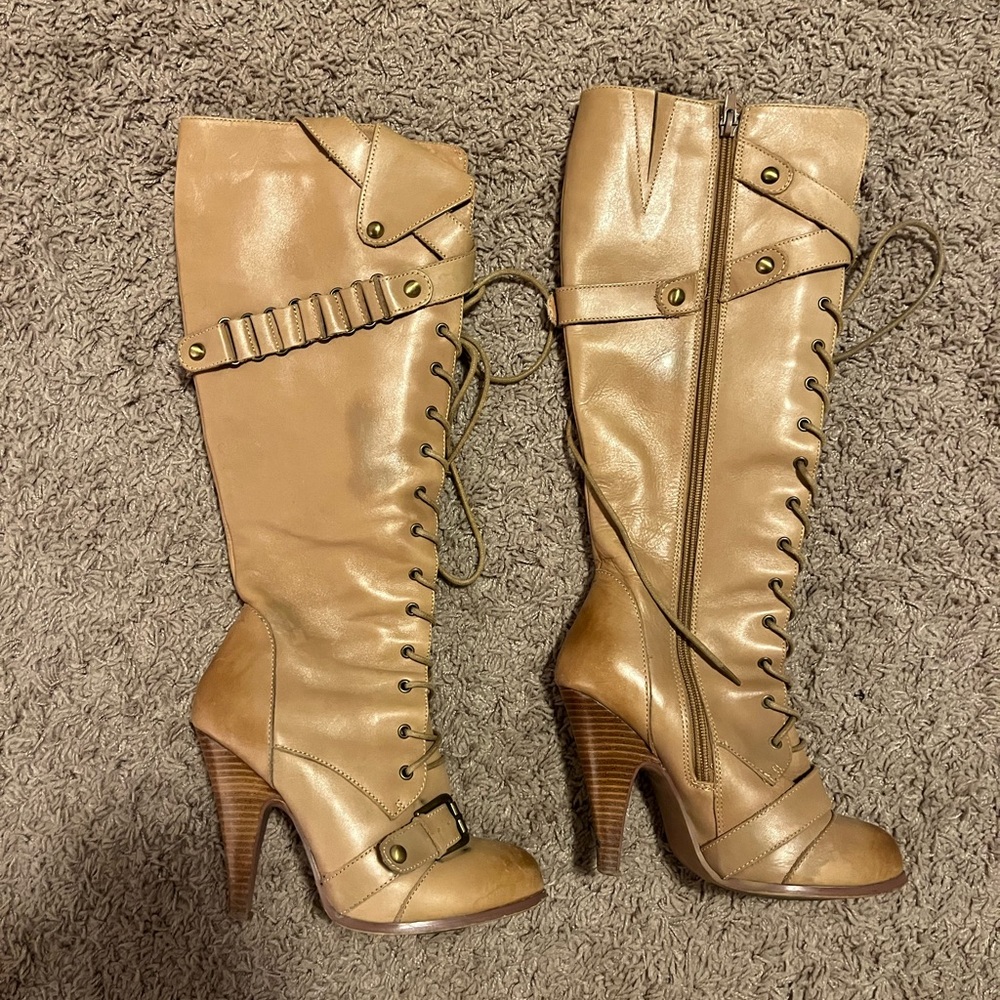 EUC naughty monkey leather boots - so gorgeous on!